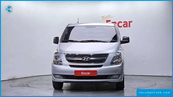 HYUNDAI STAREX 5-SEATER LPI VAN