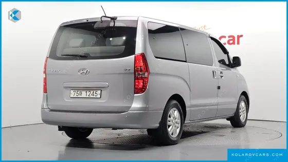HYUNDAI STAREX 12-SEATER WAGON