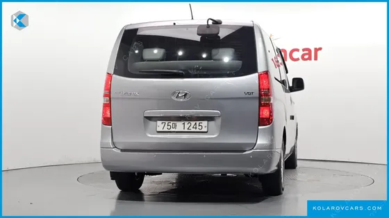 HYUNDAI STAREX 12-SEATER WAGON