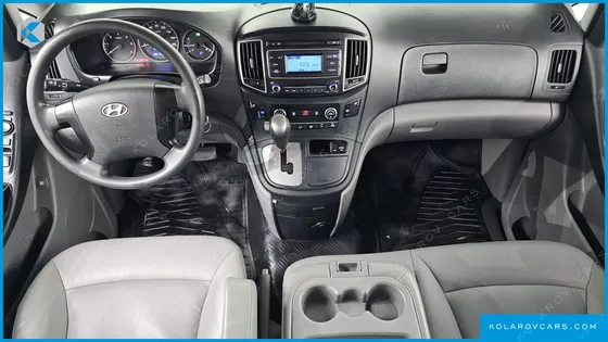 HYUNDAI STAREX 12-SEATER WAGON