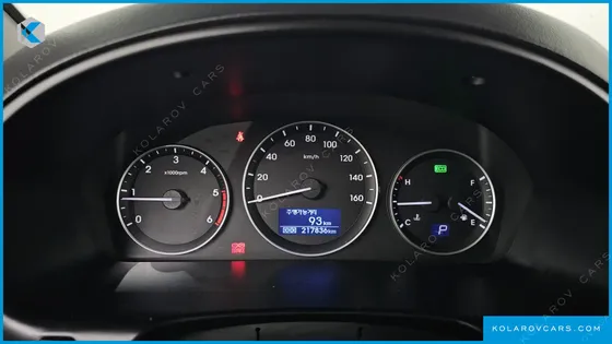 HYUNDAI STAREX 12-SEATER WAGON