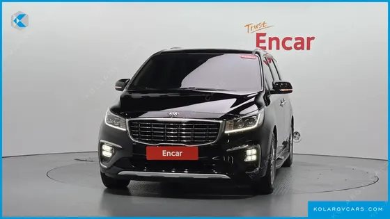 KIA CARNIVAL 9-SEATER LUXURY