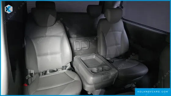 HYUNDAI STAREX 12-SEATER WAGON