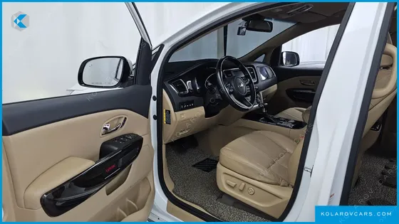 KIA CARNIVAL 9-SEATER NOBLESSE SPECIAL