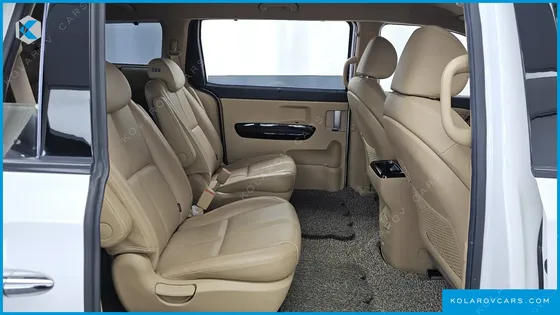 KIA CARNIVAL 9-SEATER NOBLESSE SPECIAL