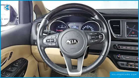 KIA CARNIVAL 9-SEATER NOBLESSE SPECIAL