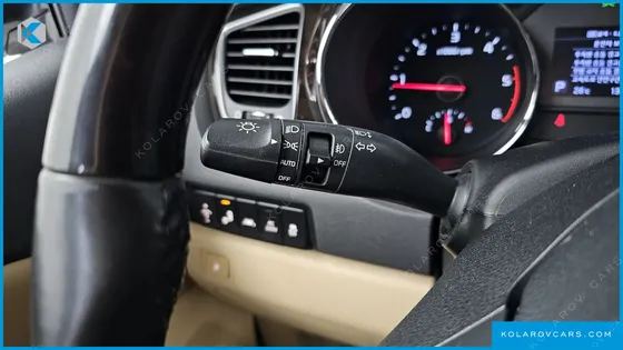 KIA CARNIVAL 9-SEATER NOBLESSE SPECIAL