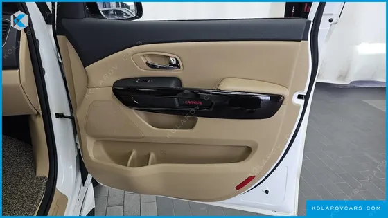 KIA CARNIVAL 9-SEATER NOBLESSE SPECIAL