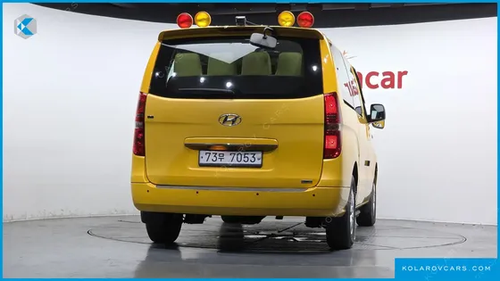 HYUNDAI STAREX 4WD GUARD CAR OF CHIDREN