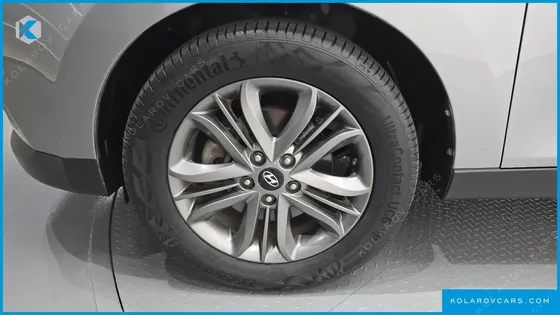 HYUNDAI TUCSON DIESEL(E-VGT) 2WD