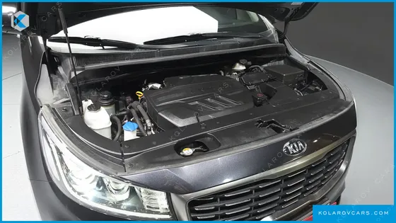 KIA CARNIVAL 9-SEATER PRSTIGE