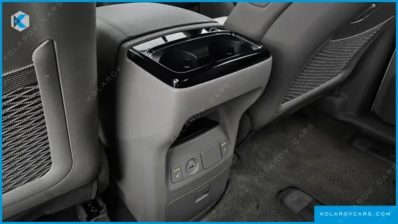 KIA CARNIVAL 11-SEATER PRESTIGE