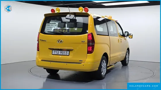HYUNDAI STAREX 4WD GUARD CAR OF CHIDREN