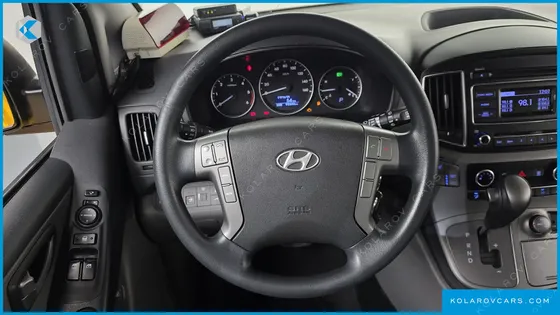 HYUNDAI STAREX 4WD GUARD CAR OF CHIDREN