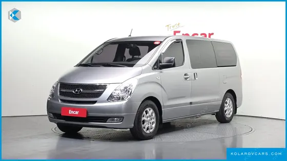 HYUNDAI STAREX 5-SEATER VAN