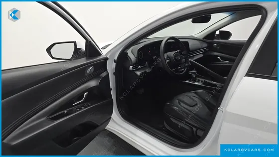 HYUNDAI ELANTRA (AVANTE) SMART
