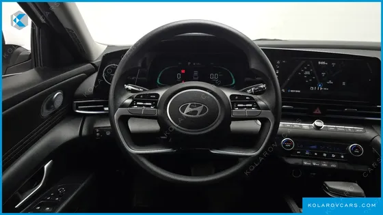 HYUNDAI ELANTRA (AVANTE) SMART