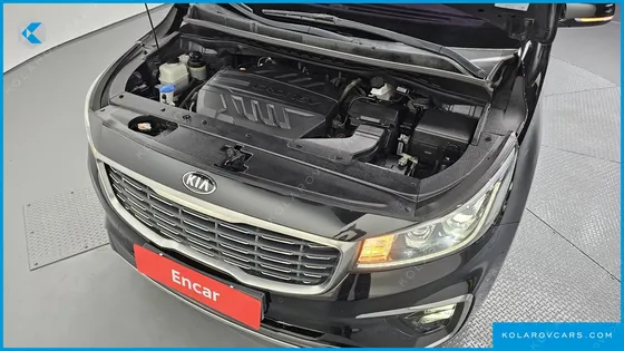 KIA CARNIVAL 7-SEATER LIMOUSINE