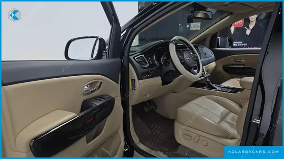 KIA CARNIVAL 9-SEATER NOBLESSE SPECIAL