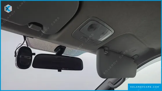 HYUNDAI STAREX 12-SEATER WAGON