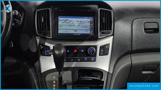 HYUNDAI STAREX 12-SEATER WAGON