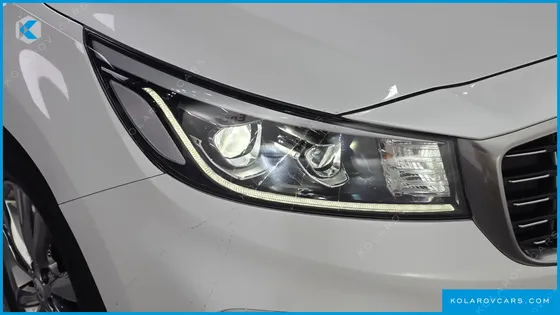KIA CARNIVAL 9-SEATER NOBLESSE SPECIAL