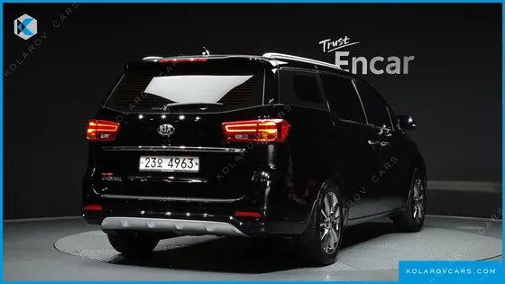 KIA CARNIVAL 9-SEATER NOBLESSE SPECIAL