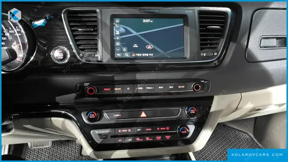 KIA CARNIVAL 9-SEATER NOBLESSE SPECIAL