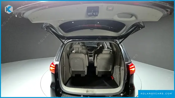 KIA CARNIVAL 9-SEATER NOBLESSE SPECIAL