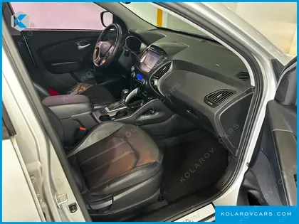 HYUNDAI TUCSON DIESEL(E-VGT) 2WD
