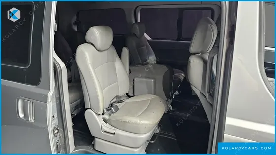 HYUNDAI STAREX 12-SEATER WAGON