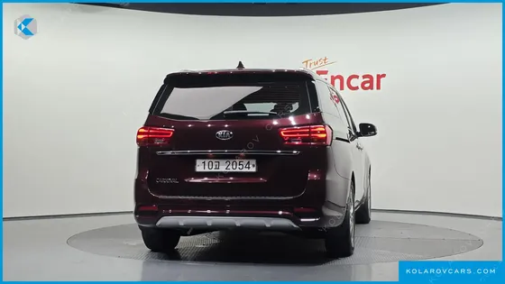 KIA CARNIVAL GASOLINE 9-SEATER NOBLESSE