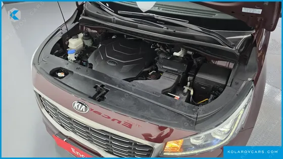 KIA CARNIVAL GASOLINE 9-SEATER NOBLESSE