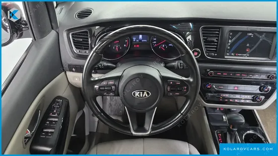 KIA CARNIVAL GASOLINE 9-SEATER NOBLESSE