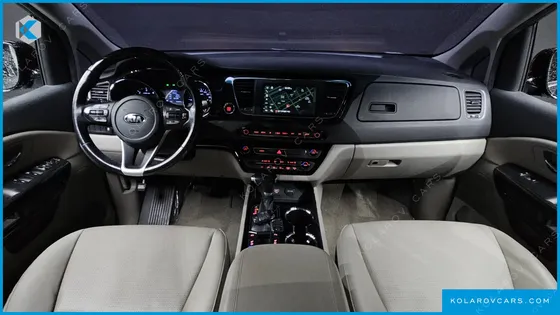 KIA CARNIVAL 9-SEATER PRSTIGE