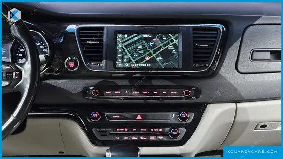 KIA CARNIVAL 9-SEATER PRSTIGE