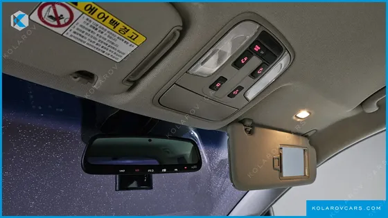 KIA CARNIVAL 9-SEATER PRSTIGE
