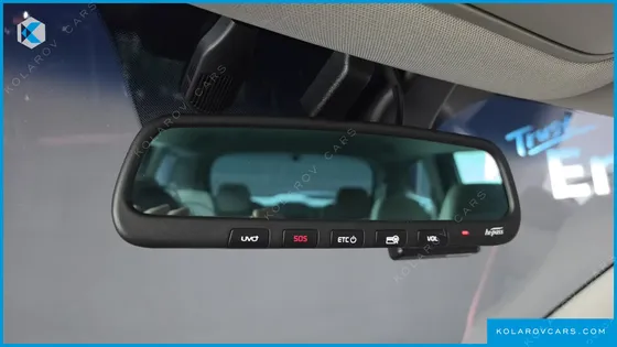 KIA CARNIVAL 9-SEATER PRSTIGE