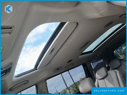 KIA CARNIVAL 9-SEATER NOBLESSE