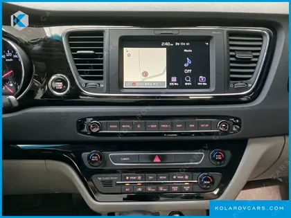 KIA CARNIVAL 9-SEATER NOBLESSE