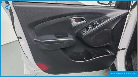 HYUNDAI TUCSON DIESEL(E-VGT) 2WD