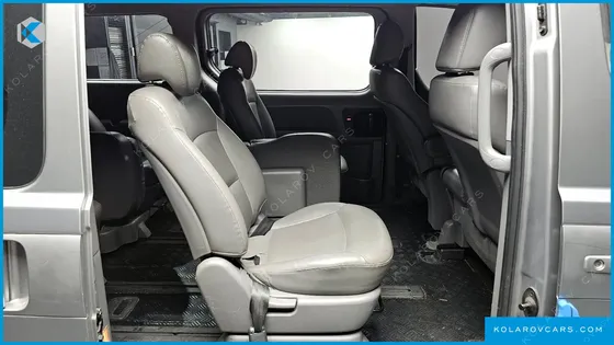 HYUNDAI STAREX 12-SEATER WAGON