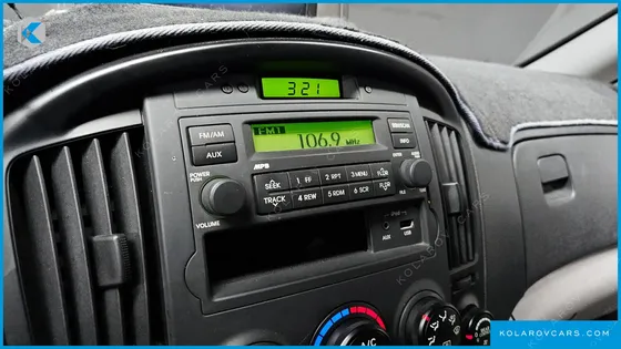 HYUNDAI STAREX 12-SEATER WAGON