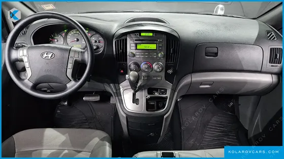 HYUNDAI STAREX 12-SEATER WAGON