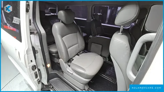 HYUNDAI STAREX 12-SEATER WAGON