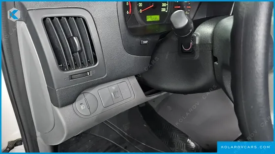 HYUNDAI STAREX 12-SEATER WAGON