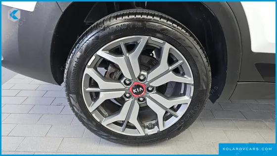 KIA SELTOS GASOLINE 1.6 TURBO 2WD