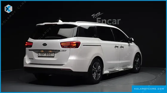 KIA CARNIVAL 11-SEATER PRESTIGE