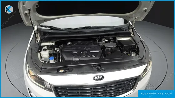 KIA CARNIVAL 11-SEATER PRESTIGE