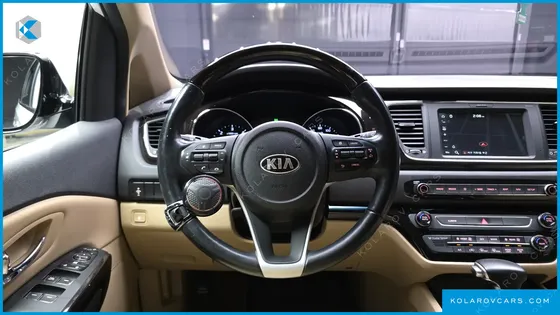 KIA CARNIVAL 11-SEATER PRESTIGE